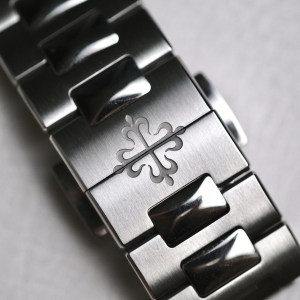 Patek Philippe Nautilus 5811/1G-001